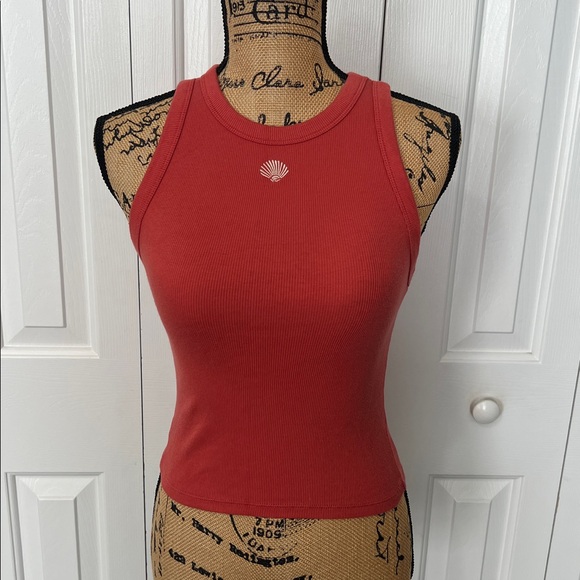 A New Day Coral Ribbed Tank Top - Picture 1 of 8